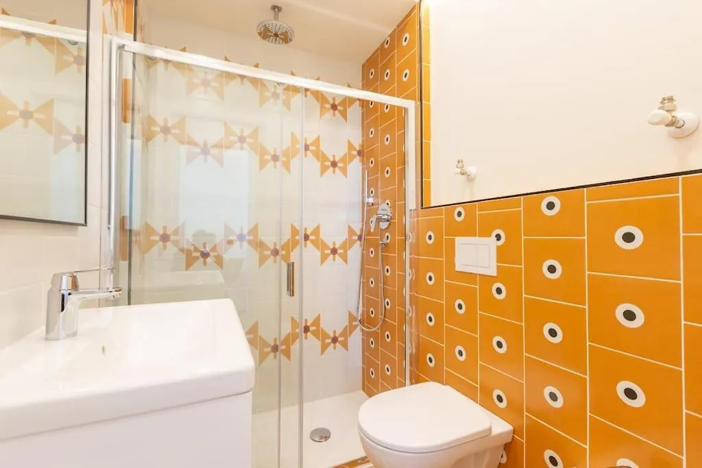 4Fo6 Navigli-Duomo -Yellow Chic Apartment - Mediolan Włochy